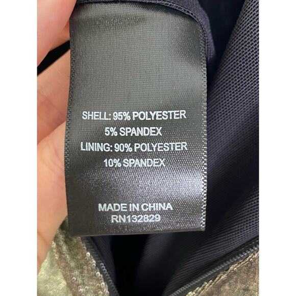 Michael Costello x REVOLVE Zephyr Metallic Halter Gown Evening XXS *DAMAGED* - Picture 10 of 10